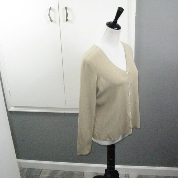 Petite Sophisticate Silk Stretch Tan Button Front Cardigan Size PL - Picture 4 of 5